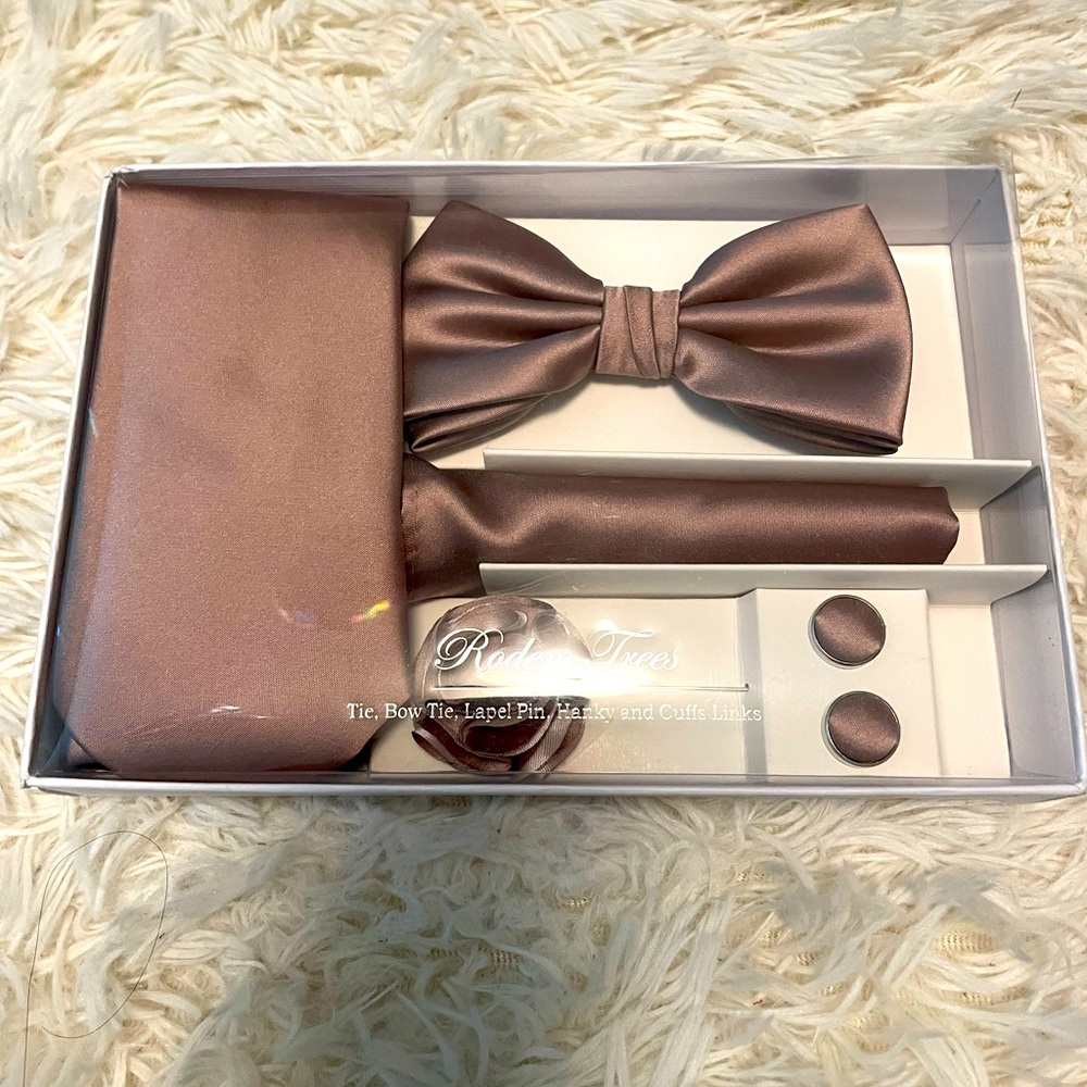 Tie, Bow tie, and handkerchief and cuff link set